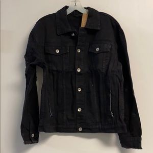 NWT Men’s Classic Ripped Jean Jacket